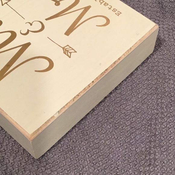 Mr and Mrs Wood Sign Year 2015 - Picture 3 of 7